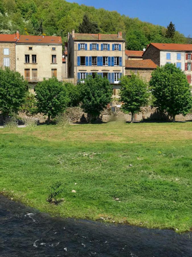 Maison Cha-Ri-Va-Ri Lavoûte-Chilhac Exteriér fotografie