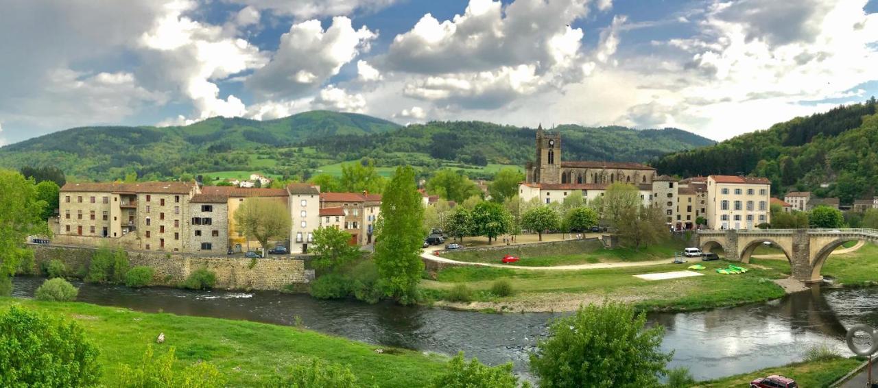 Maison Cha-Ri-Va-Ri Lavoûte-Chilhac Exteriér fotografie